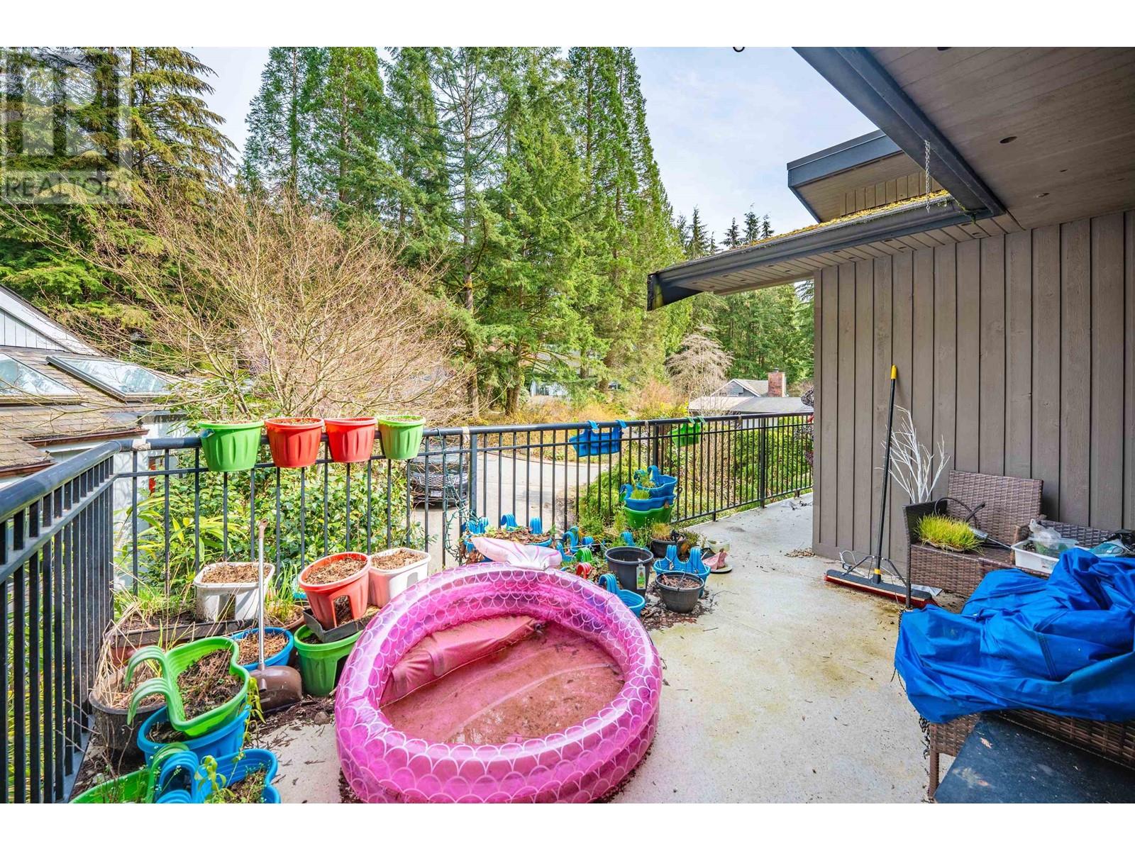 5535 Huckleberry Lane, North Vancouver, British Columbia  V7R 4N9 - Photo 36 - R2984692