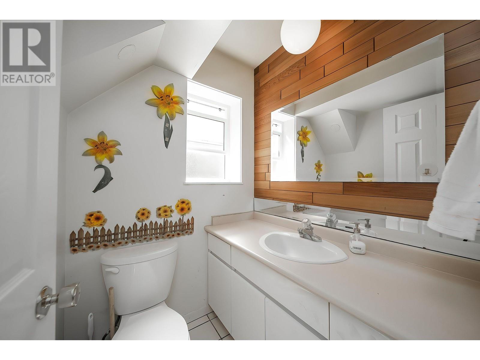 2011 Paulus Crescent, Burnaby, British Columbia  V5A 2M2 - Photo 23 - R2984010