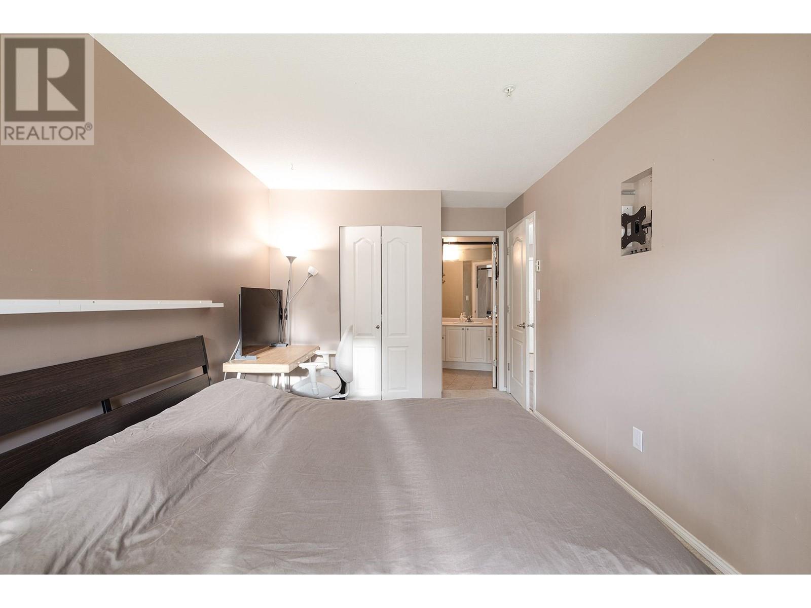 219 5880 Dover Crescent, Richmond, British Columbia  V7C 5P5 - Photo 10 - R2983492