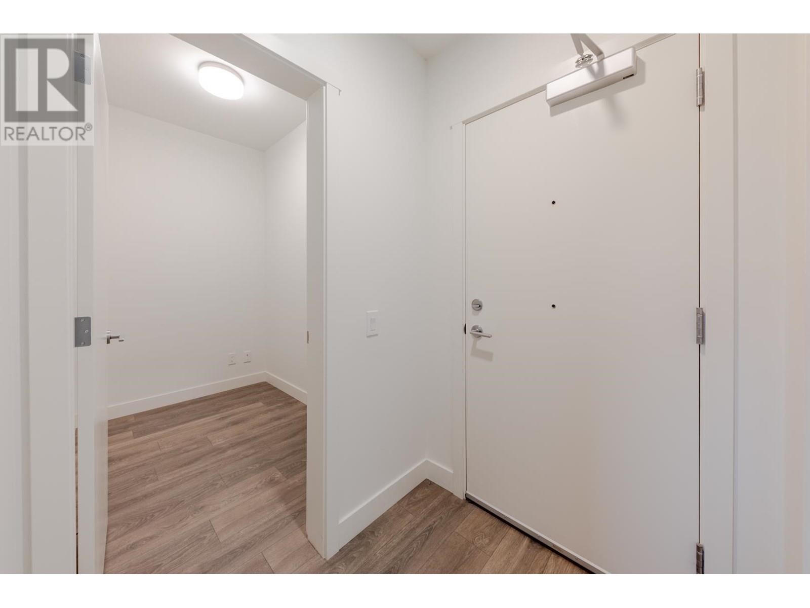 212 735 Anskar Court, Coquitlam, British Columbia  V3J 0L7 - Photo 23 - R2984324