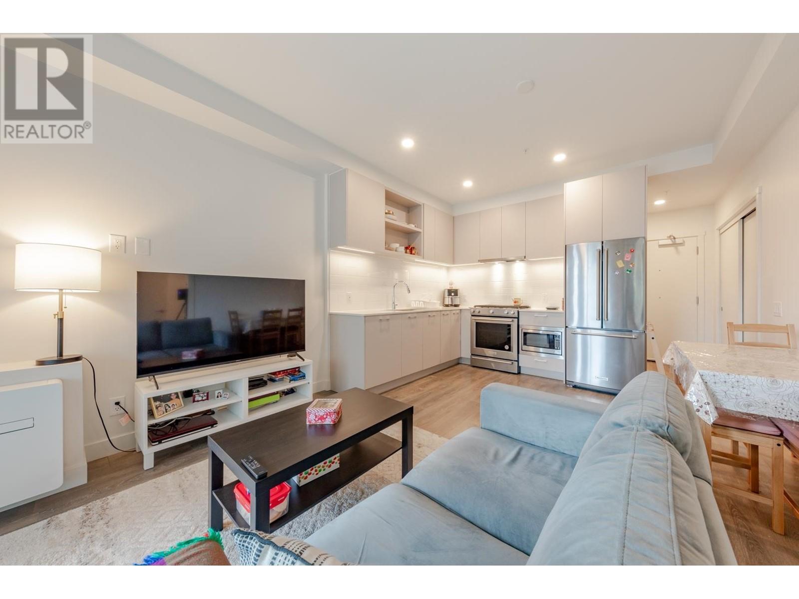 212 735 Anskar Court, Coquitlam, British Columbia  V3J 0L7 - Photo 9 - R2984324