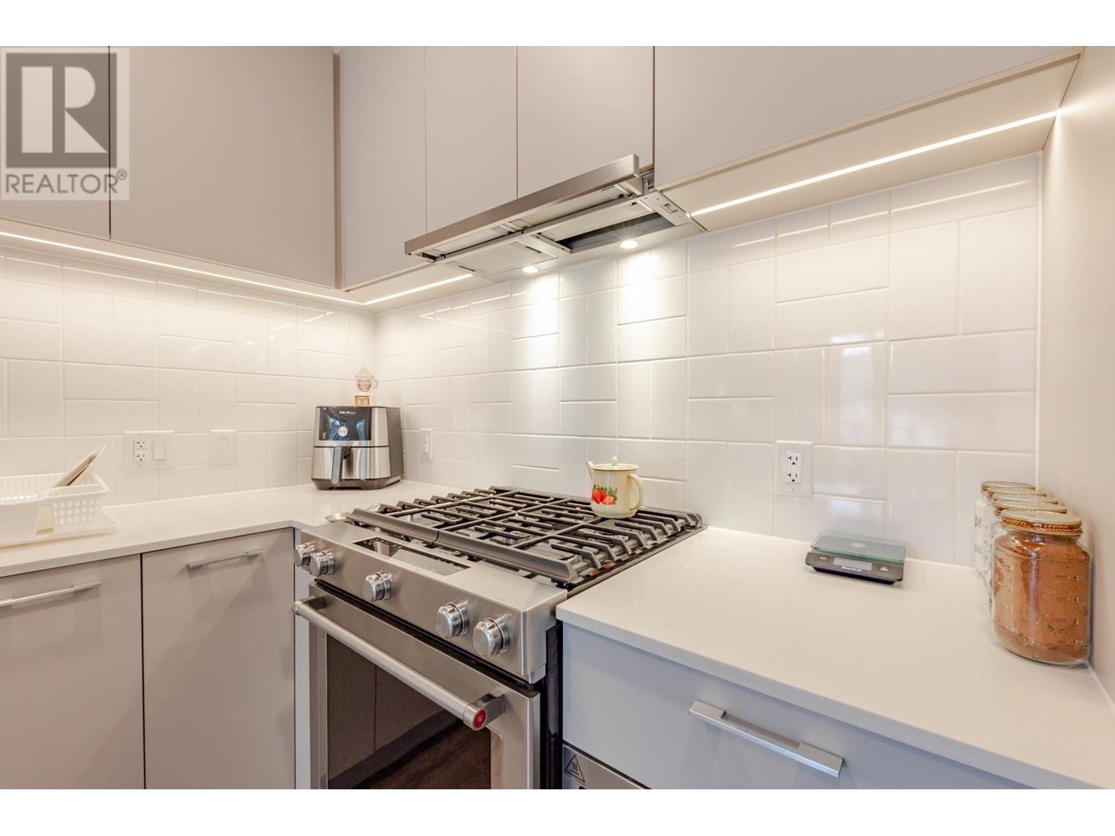 212 735 Anskar Court, Coquitlam, British Columbia  V3J 0L7 - Photo 17 - R2984324