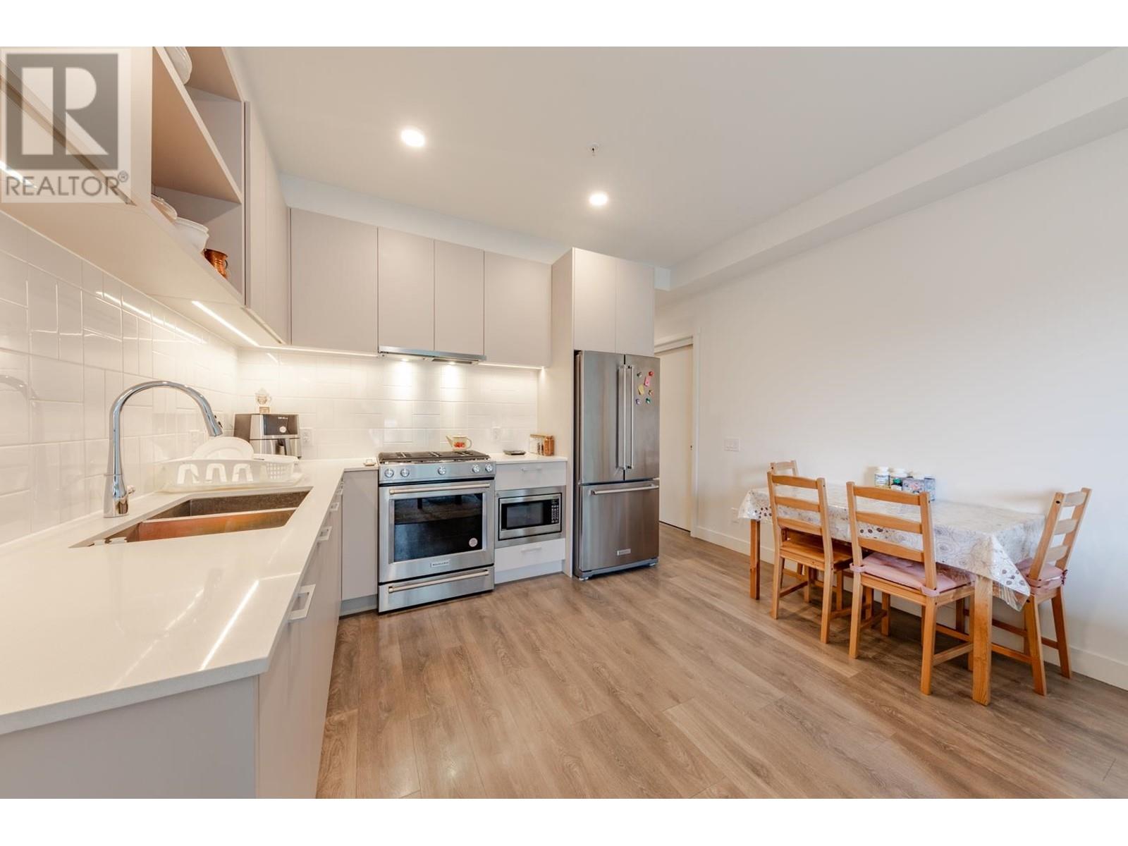 212 735 Anskar Court, Coquitlam, British Columbia  V3J 0L7 - Photo 15 - R2984324