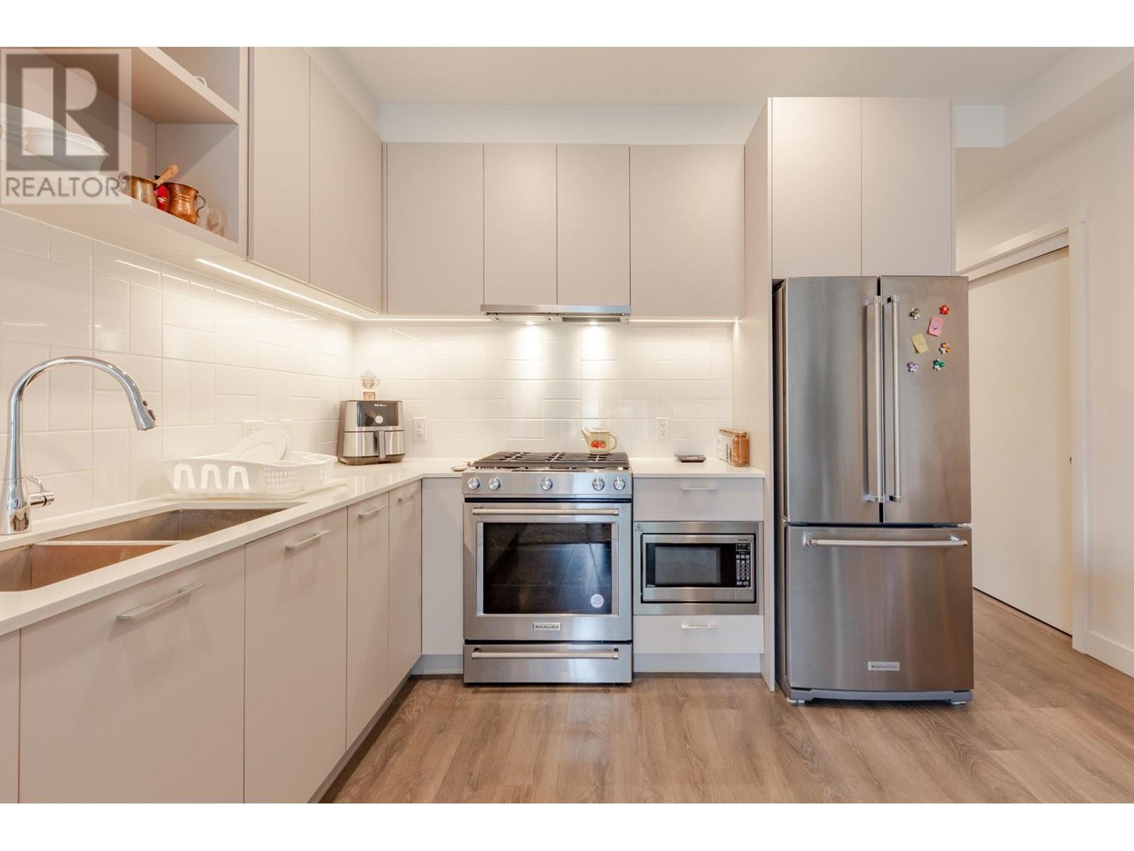 212 735 Anskar Court, Coquitlam, British Columbia  V3J 0L7 - Photo 14 - R2984324
