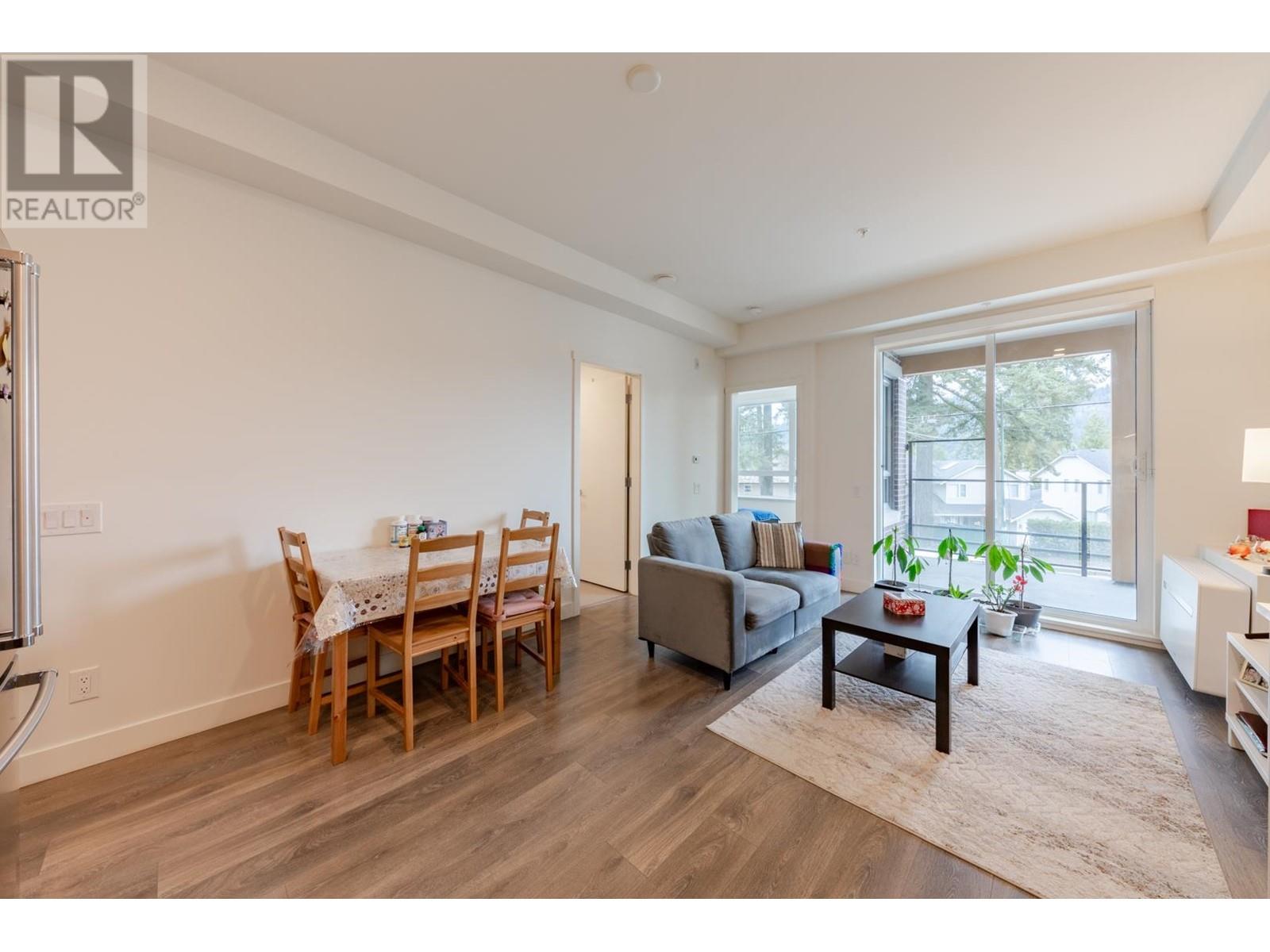 212 735 Anskar Court, Coquitlam, British Columbia  V3J 0L7 - Photo 6 - R2984324