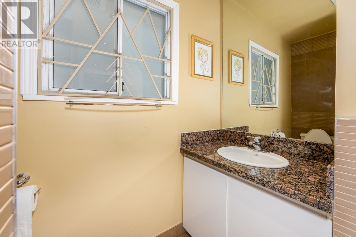 3412 E 23rd Avenue, Vancouver, British Columbia  V5R 1C2 - Photo 12 - R2981182
