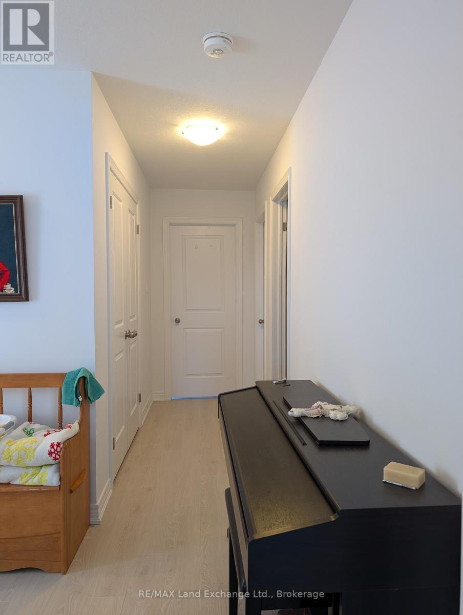205 Jackson Street E, West Grey, Ontario  N0G 1R0 - Photo 16 - X12052890