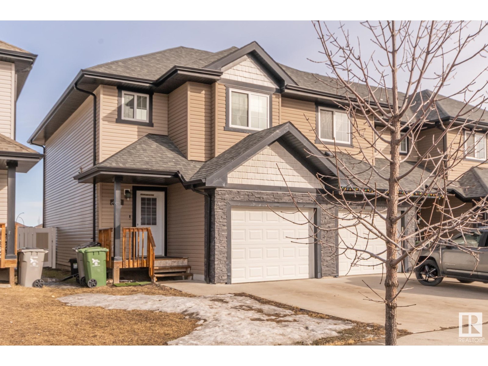 Property at 3207 67 ST image 5