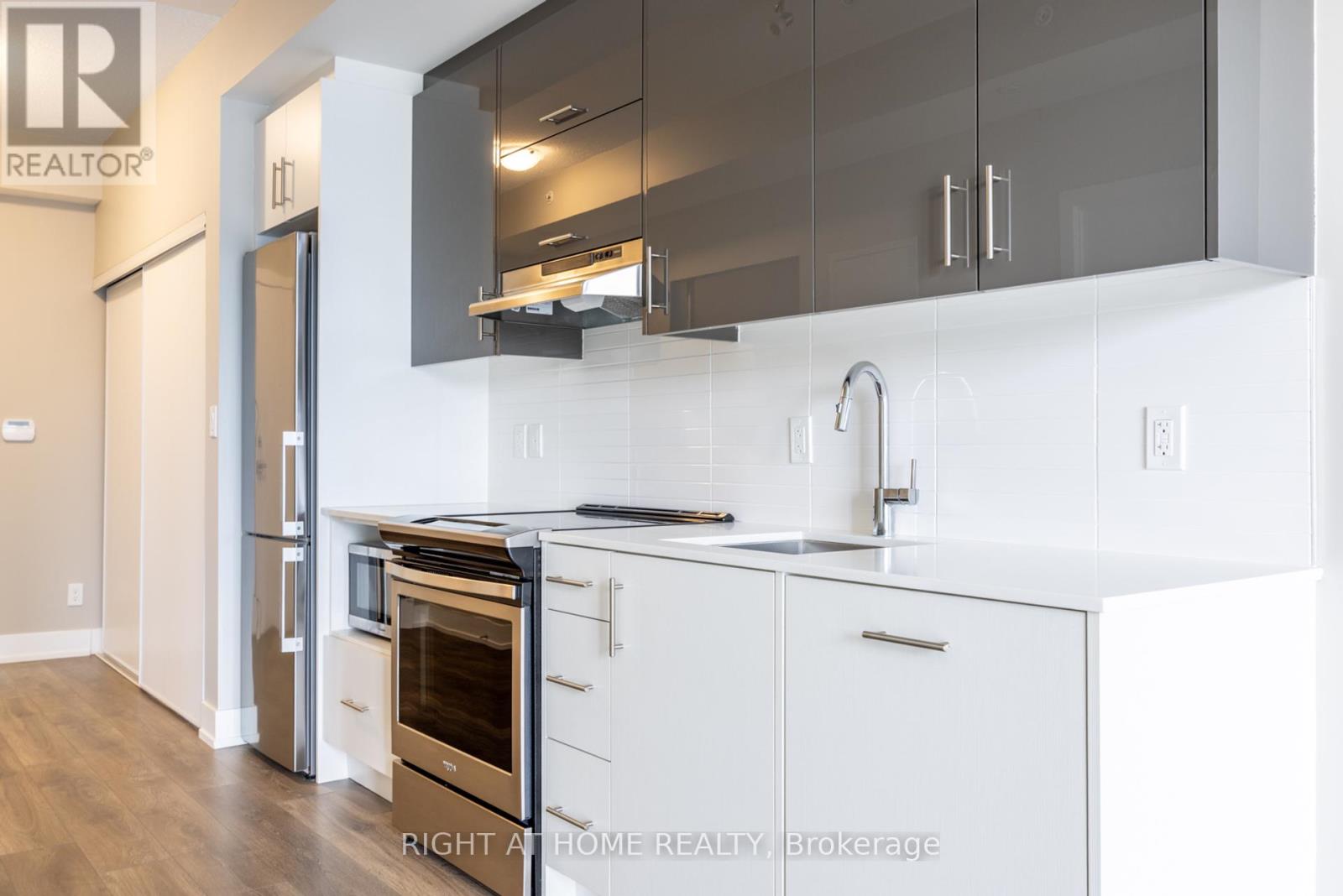 205 - 180 Fairview Mall Drive, Toronto (Don Valley Village), Ontario  M2J 0G4 - Photo 11 - C12055612