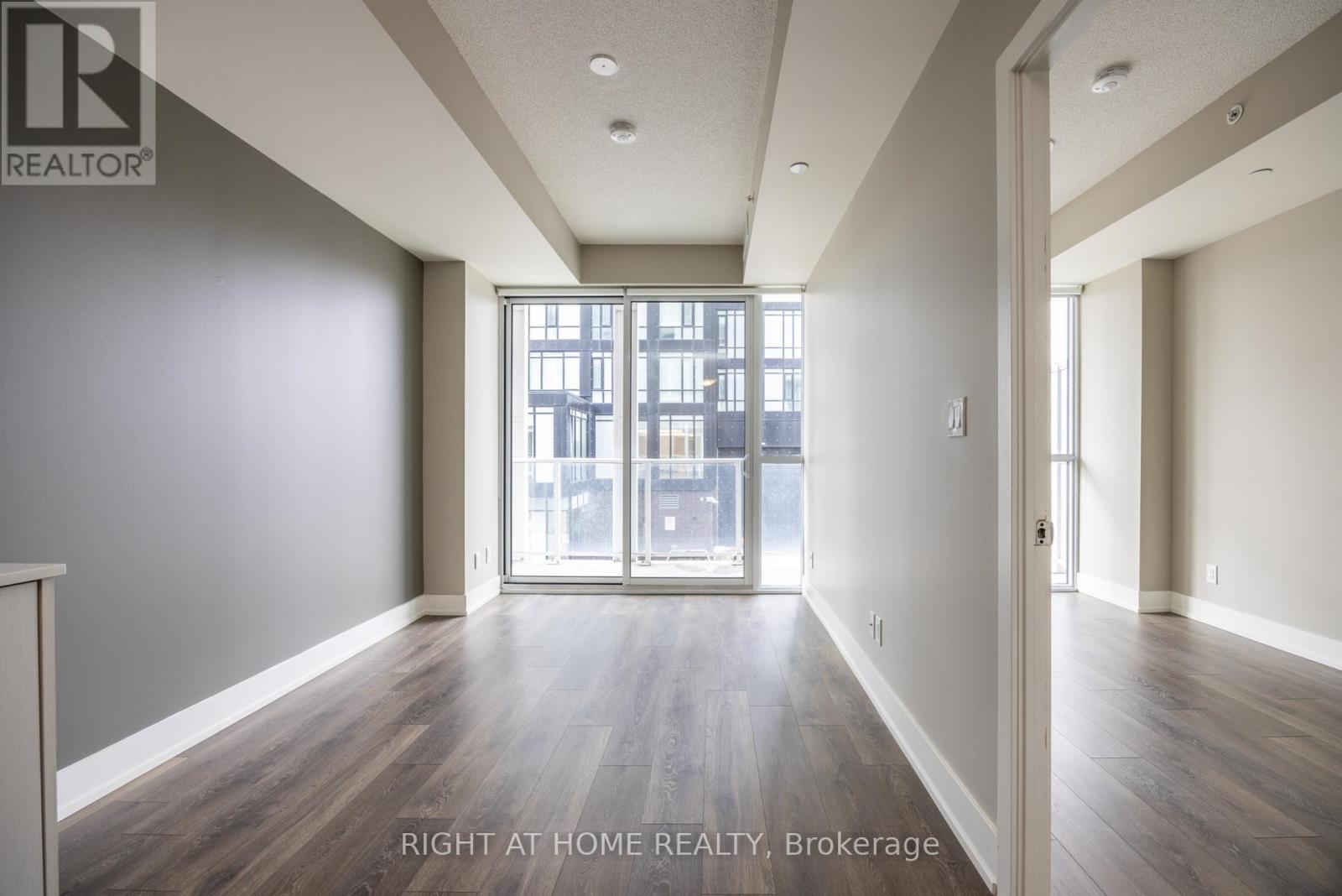 205 - 180 Fairview Mall Drive, Toronto (Don Valley Village), Ontario  M2J 0G4 - Photo 5 - C12055612