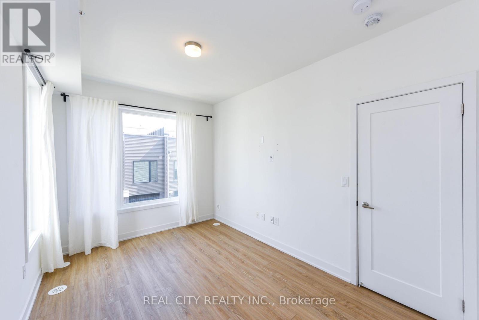 2 - 3476 Widdicombe Way, Mississauga, Ontario  L5L 0B8 - Photo 14 - W12055611