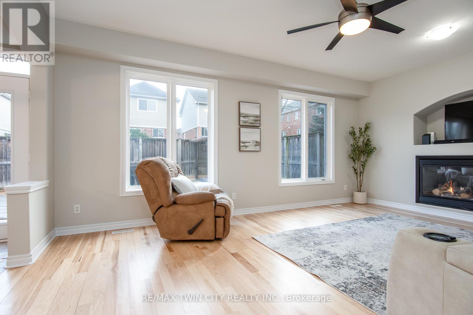 508 Topper Woods Crescent, Kitchener, Ontario  N2P 2Y4 - Photo 16 - X12055650