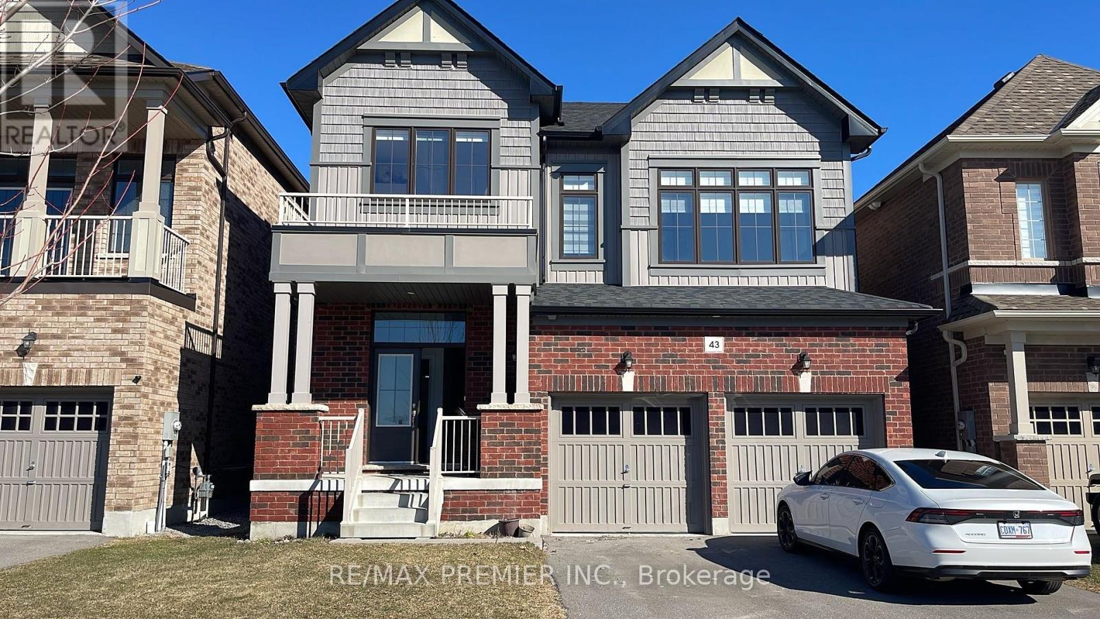 43 CROMBIE STREET, clarington (bowmanville), Ontario