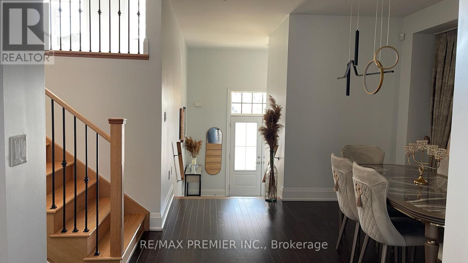 43 Crombie Street, Clarington, Ontario  L1C 4A1 - Photo 3 - E12055667