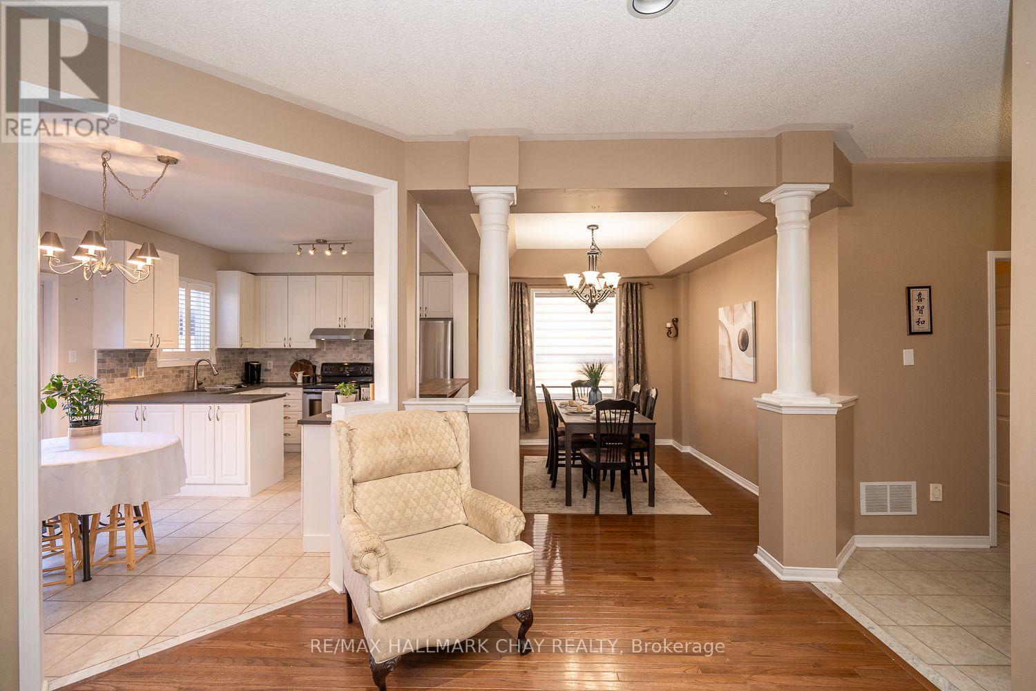 24 Bushberry Road, Brampton (Snelgrove), Ontario  L7A 1L3 - Photo 16 - W12055662