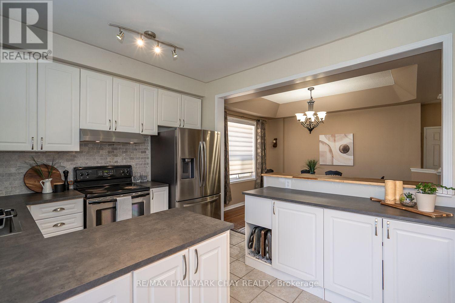 24 Bushberry Road, Brampton (Snelgrove), Ontario  L7A 1L3 - Photo 21 - W12055662
