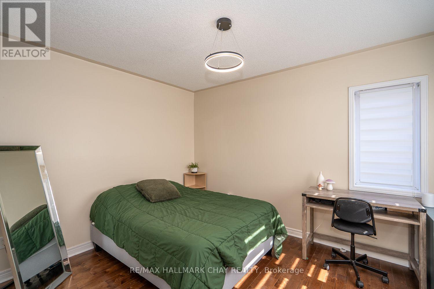 24 Bushberry Road, Brampton (Snelgrove), Ontario  L7A 1L3 - Photo 40 - W12055662