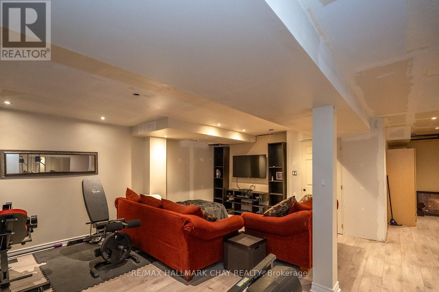 24 Bushberry Road, Brampton (Snelgrove), Ontario  L7A 1L3 - Photo 43 - W12055662