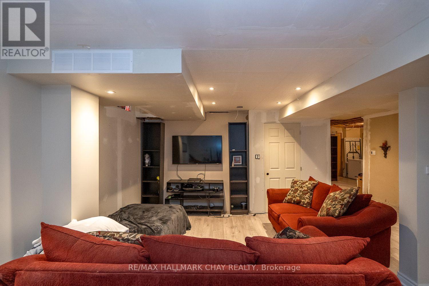24 Bushberry Road, Brampton (Snelgrove), Ontario  L7A 1L3 - Photo 44 - W12055662