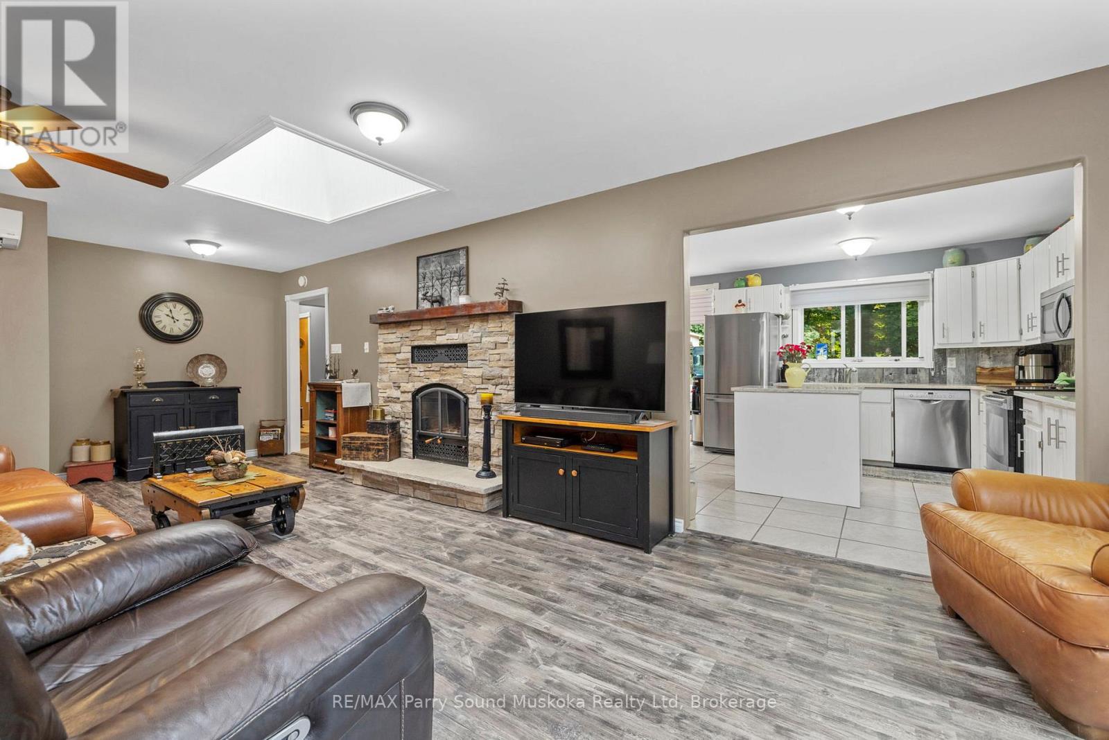 99 Bayview Drive, Carling, Ontario  P0G 1G0 - Photo 11 - X12055708