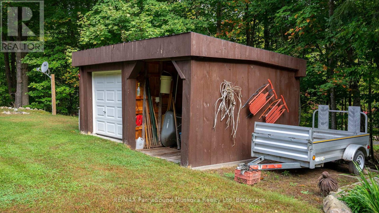 99 Bayview Drive, Carling, Ontario  P0G 1G0 - Photo 6 - X12055708