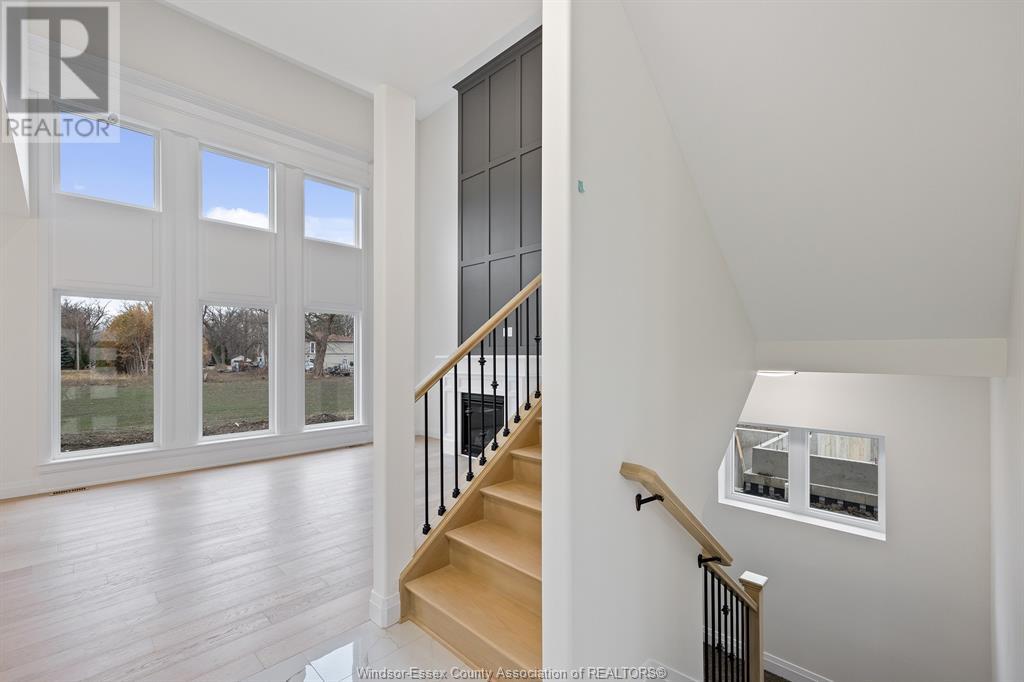 Property at 593 ORCHARDS CRESCENT image 5