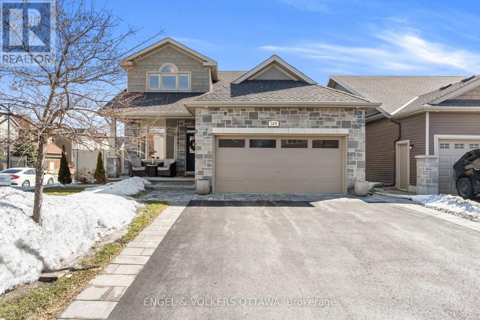 Property at 325 BOBOLINK RIDGE image 1