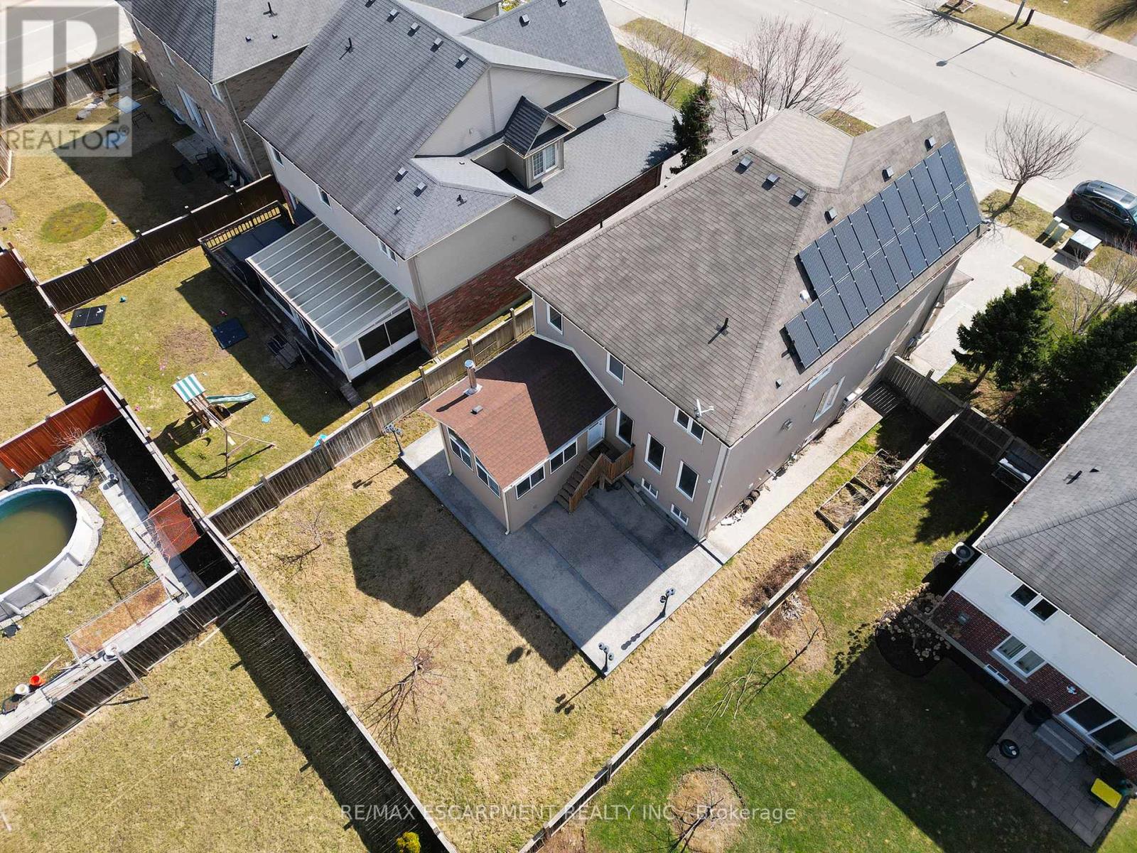 306 Blackburn Drive, Brantford, Ontario  N3T 0G1 - Photo 33 - X12055736