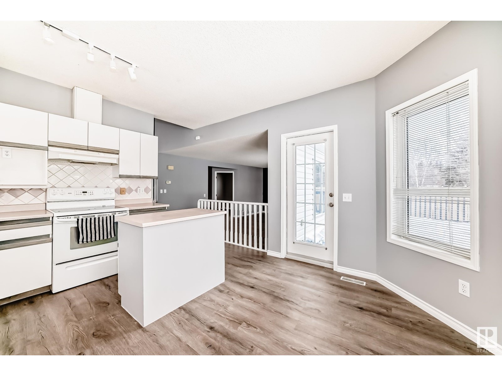 2 Ebony Wy, St. Albert, Alberta  T8N 5X4 - Photo 12 - E4428518