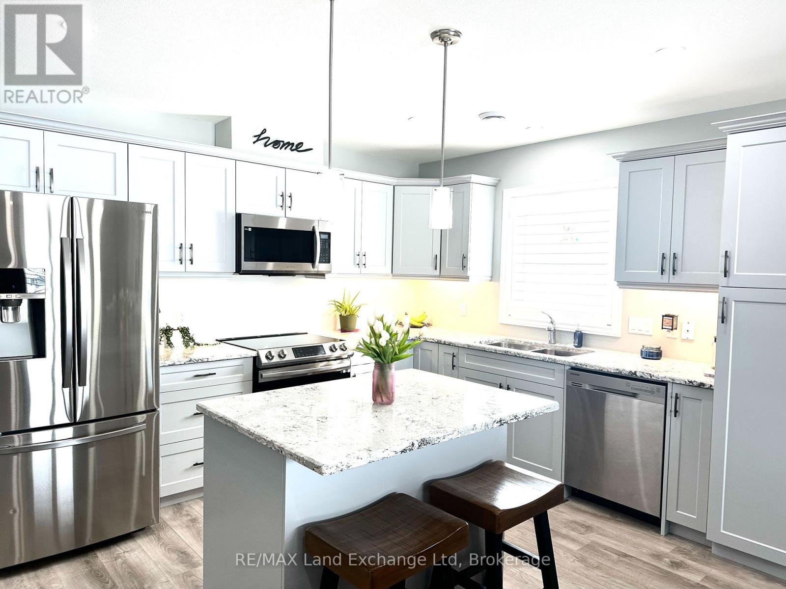 179 Lake Breeze Drive, Ashfield-Colborne-Wawanosh, Ontario  N7A 0C8 - Photo 14 - X11991153