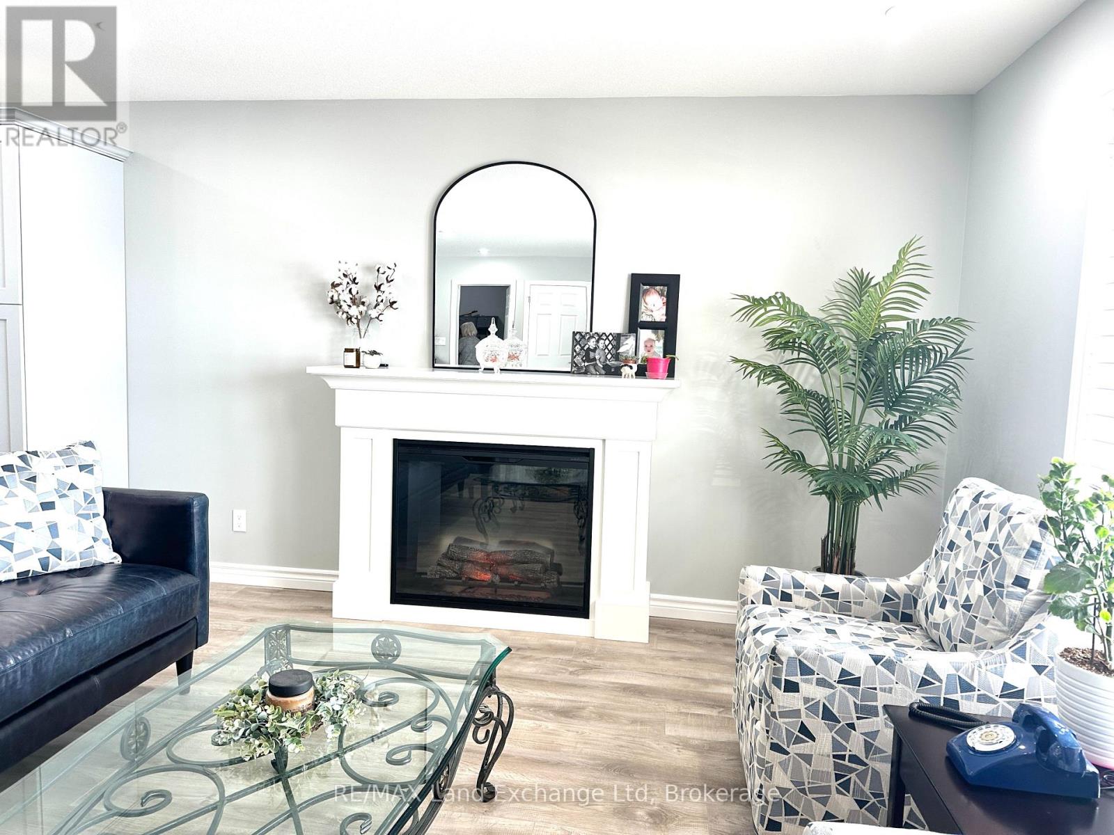 179 Lake Breeze Drive, Ashfield-Colborne-Wawanosh, Ontario  N7A 0C8 - Photo 9 - X11991153