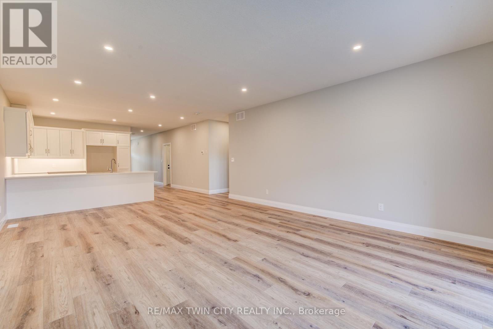 106 South Parkwood Boulevard, Woolwich, Ontario  N3B 0E6 - Photo 22 - X11922174