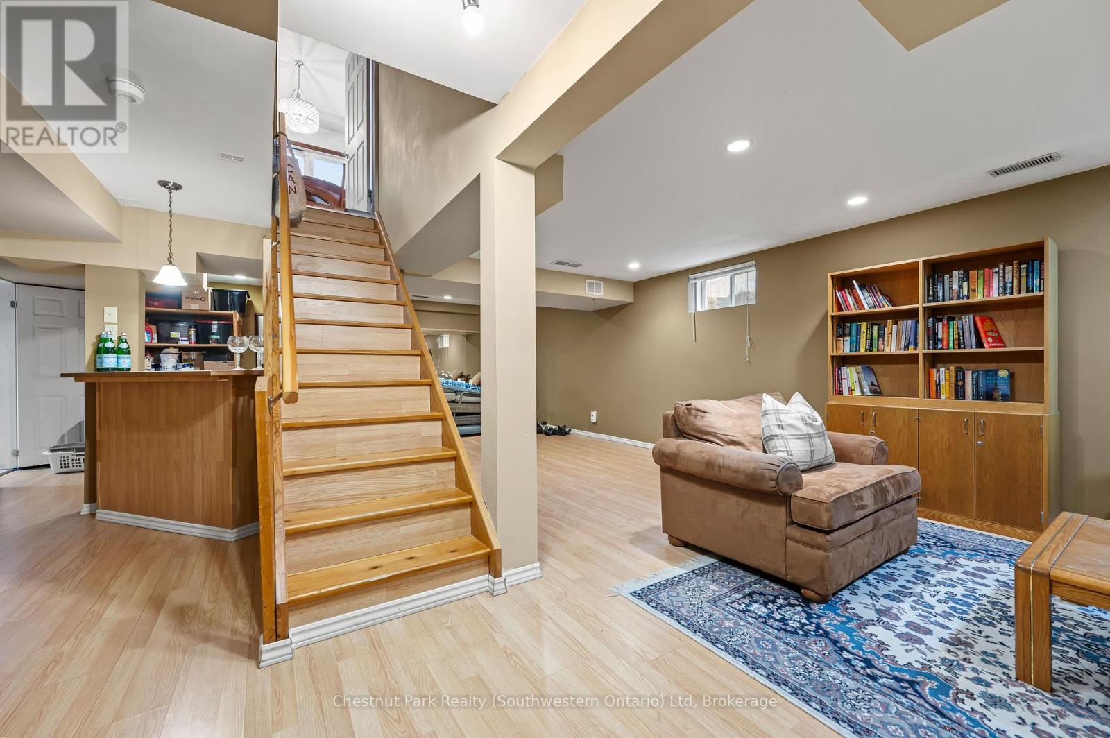 39 Celia Crescent, Guelph, Ontario  N1G 4R4 - Photo 37 - X12055758