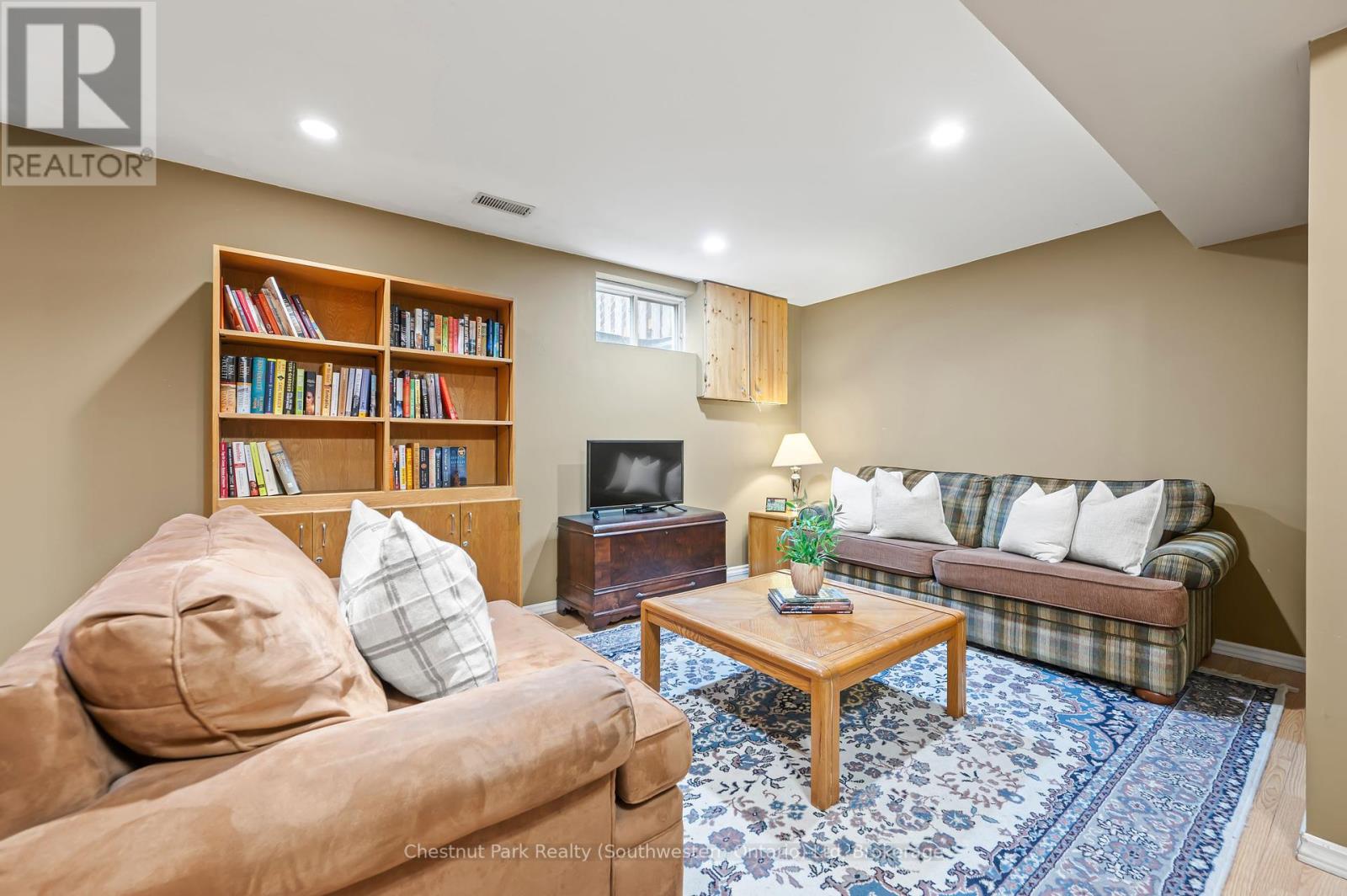 39 Celia Crescent, Guelph, Ontario  N1G 4R4 - Photo 38 - X12055758