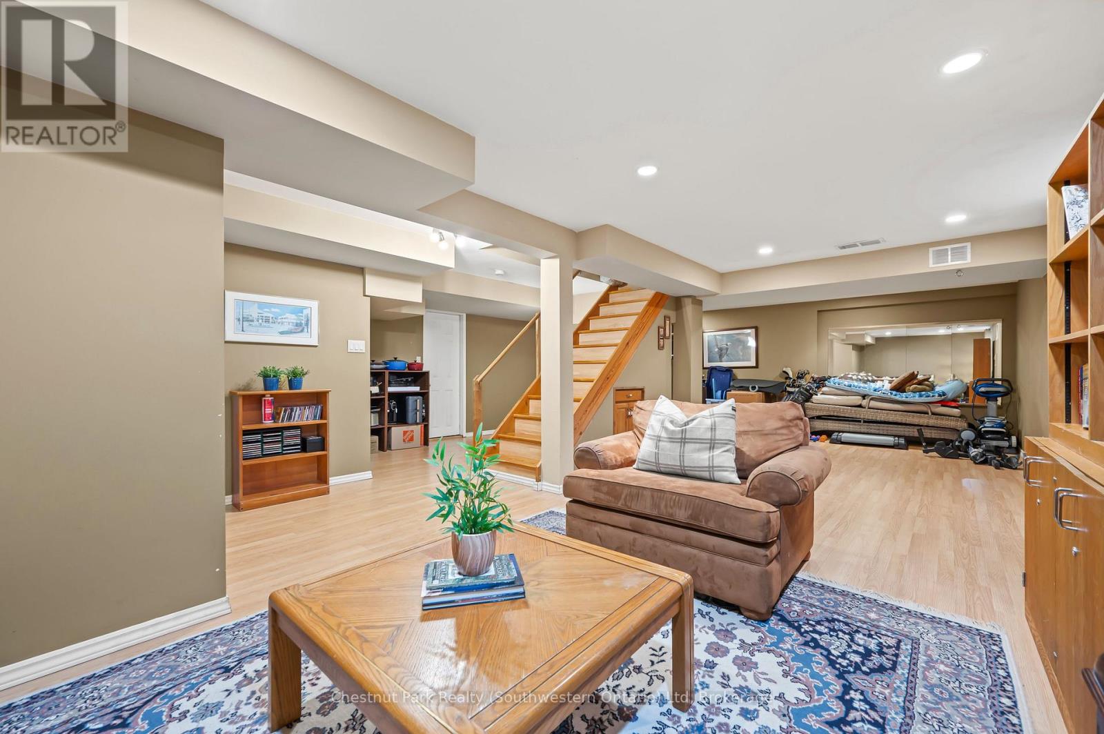 39 Celia Crescent, Guelph, Ontario  N1G 4R4 - Photo 39 - X12055758