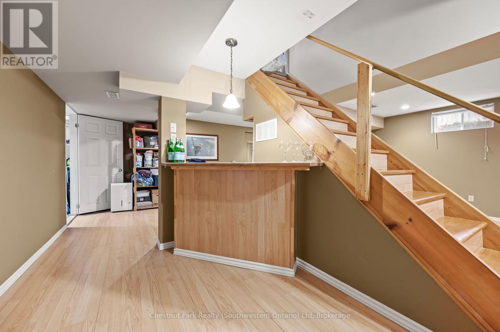 39 Celia Crescent, Guelph, Ontario  N1G 4R4 - Photo 40 - X12055758