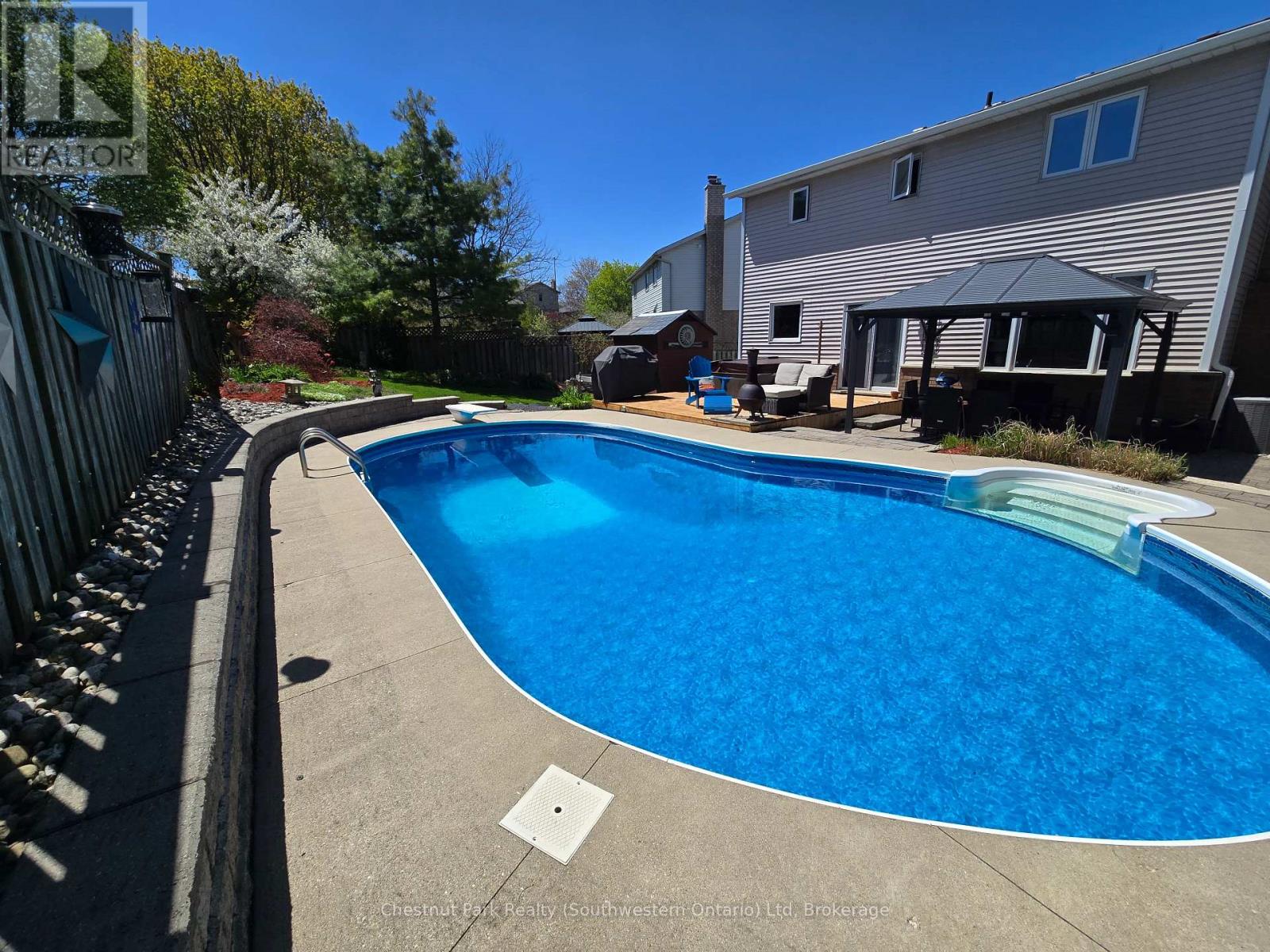 39 Celia Crescent, Guelph, Ontario  N1G 4R4 - Photo 44 - X12055758