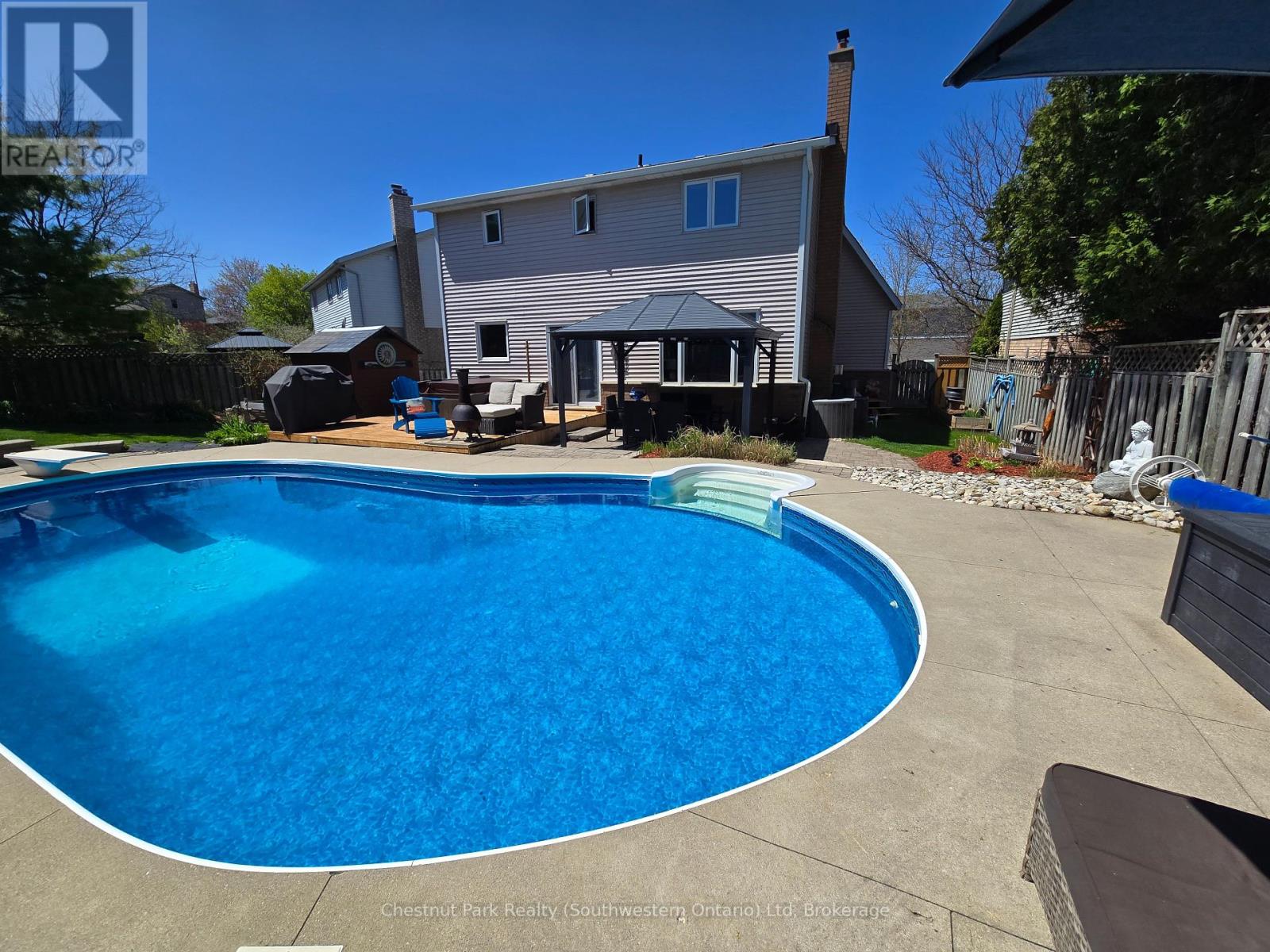 39 Celia Crescent, Guelph, Ontario  N1G 4R4 - Photo 45 - X12055758