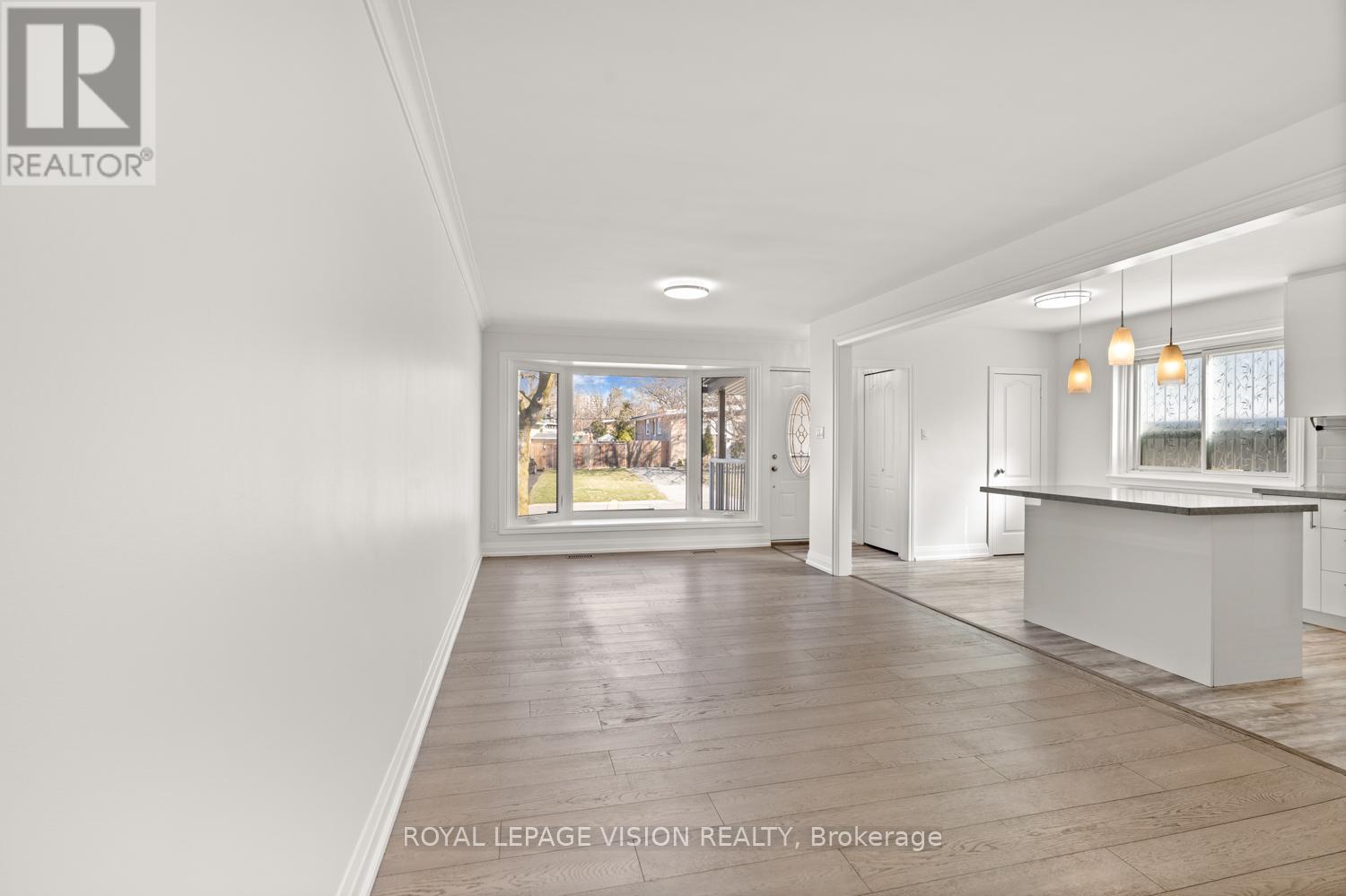Property at 58 PYNFORD CRESCENT image 4