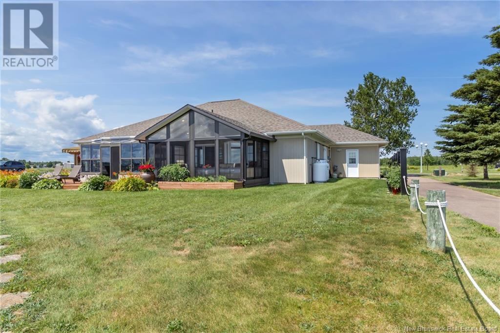 80 York Street, Richibucto, New Brunswick  E4W 4K2 - Photo 2 - NB115292