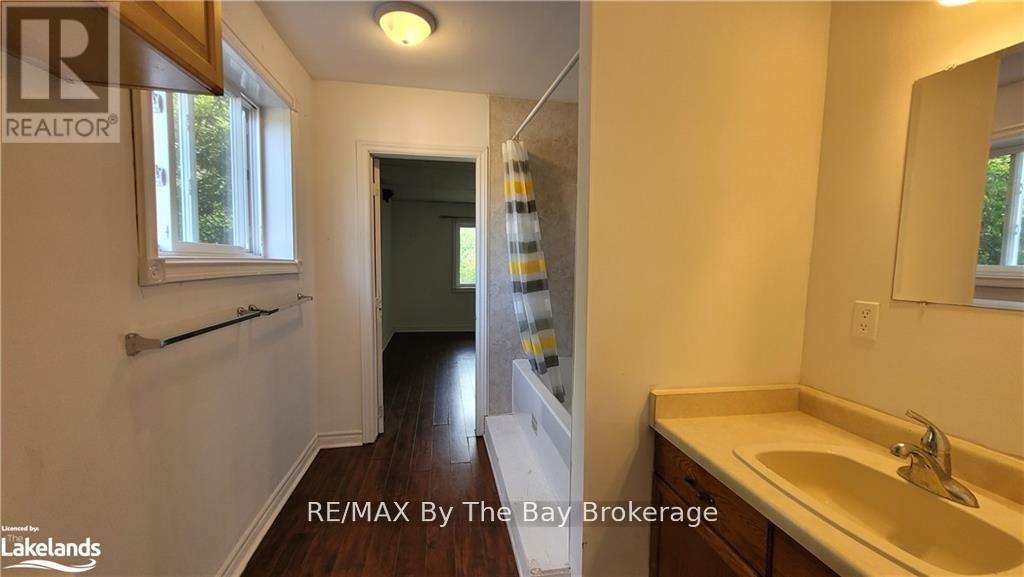 C01 - 280 River Road E, Wasaga Beach, Ontario  L9Z 2L7 - Photo 15 - S12055888