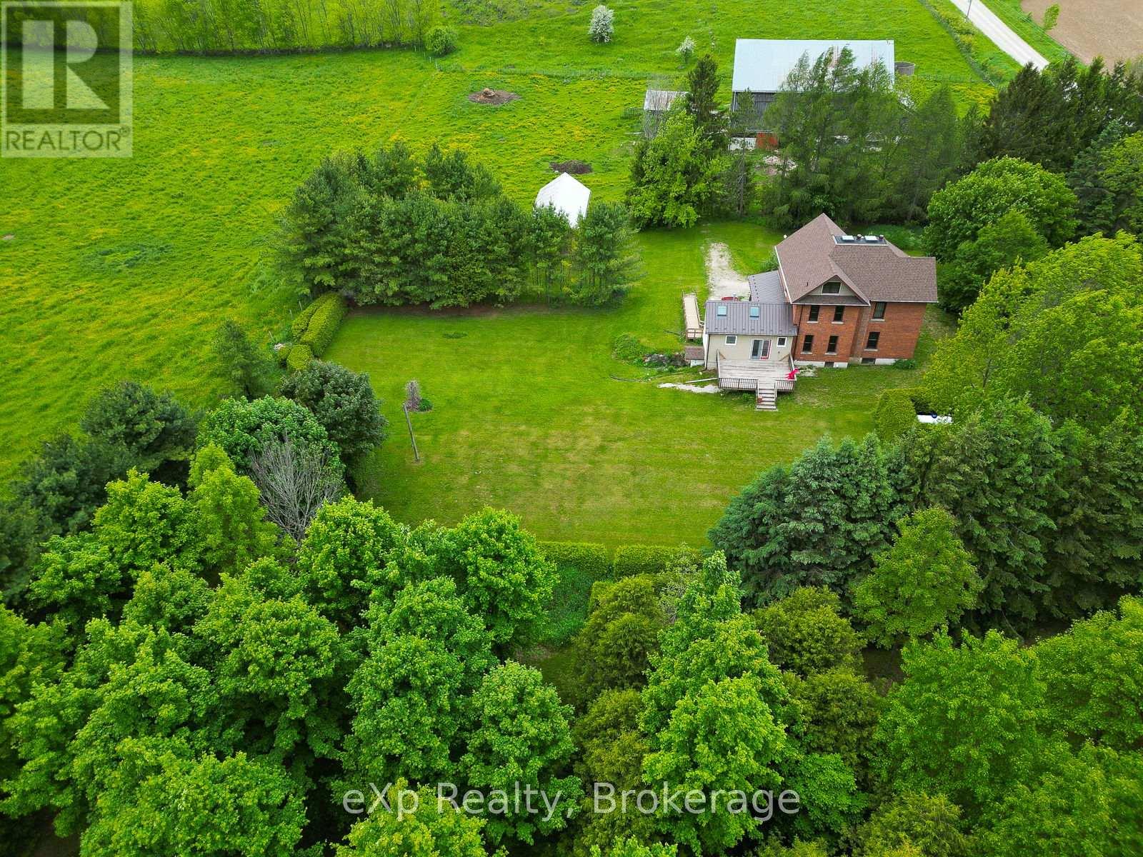845064 Deviation Road, Grey Highlands, Ontario  N4L 1W5 - Photo 2 - X12055852