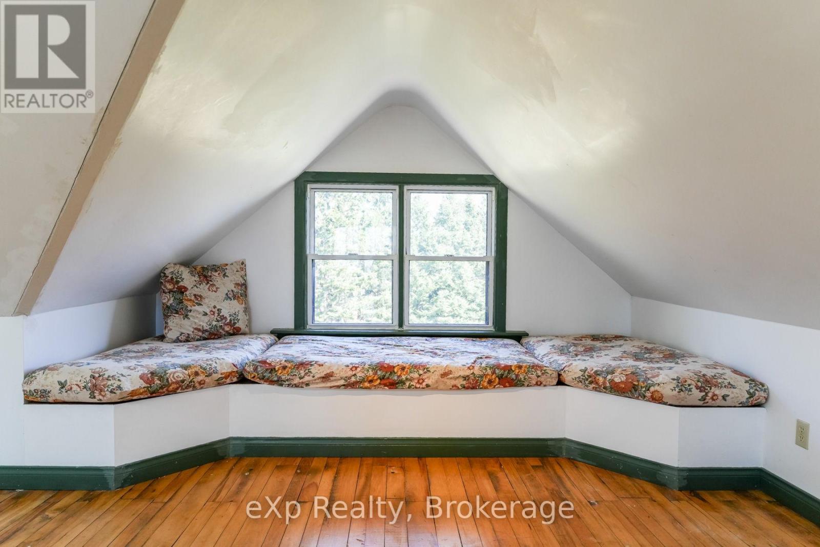 845064 Deviation Road, Grey Highlands, Ontario  N4L 1W5 - Photo 37 - X12055852