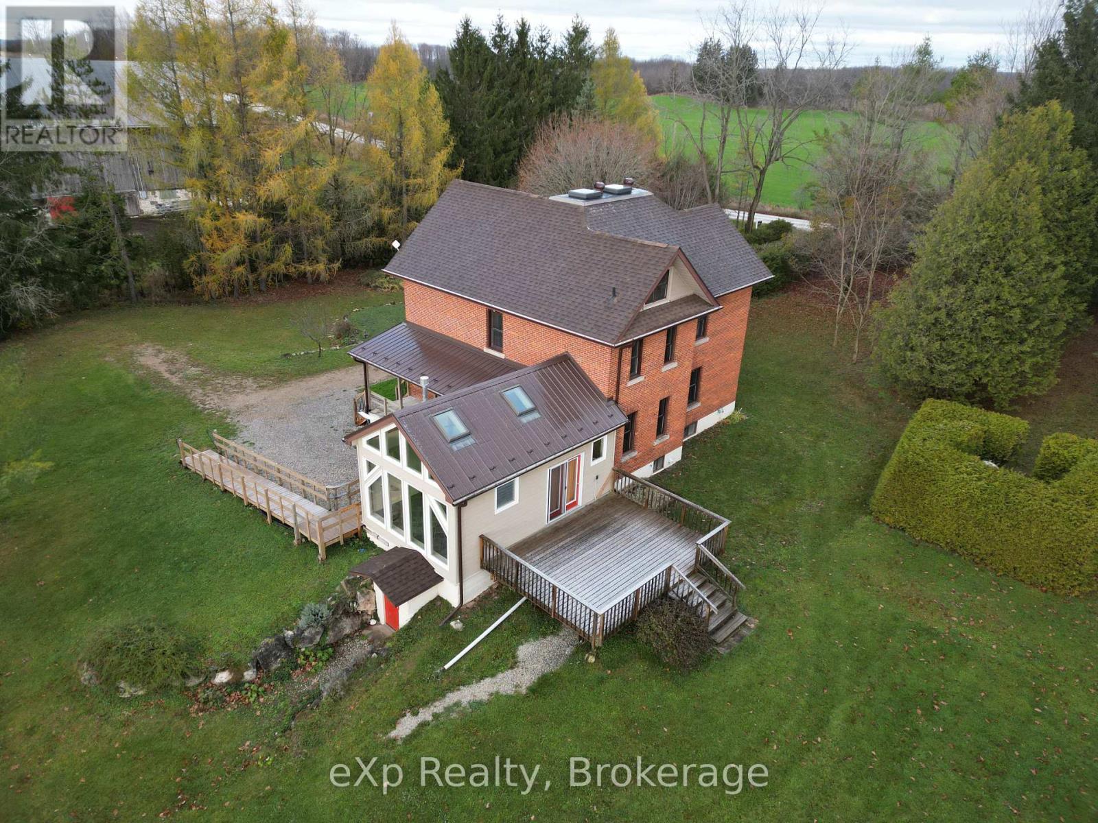 845064 Deviation Road, Grey Highlands, Ontario  N4L 1W5 - Photo 4 - X12055852