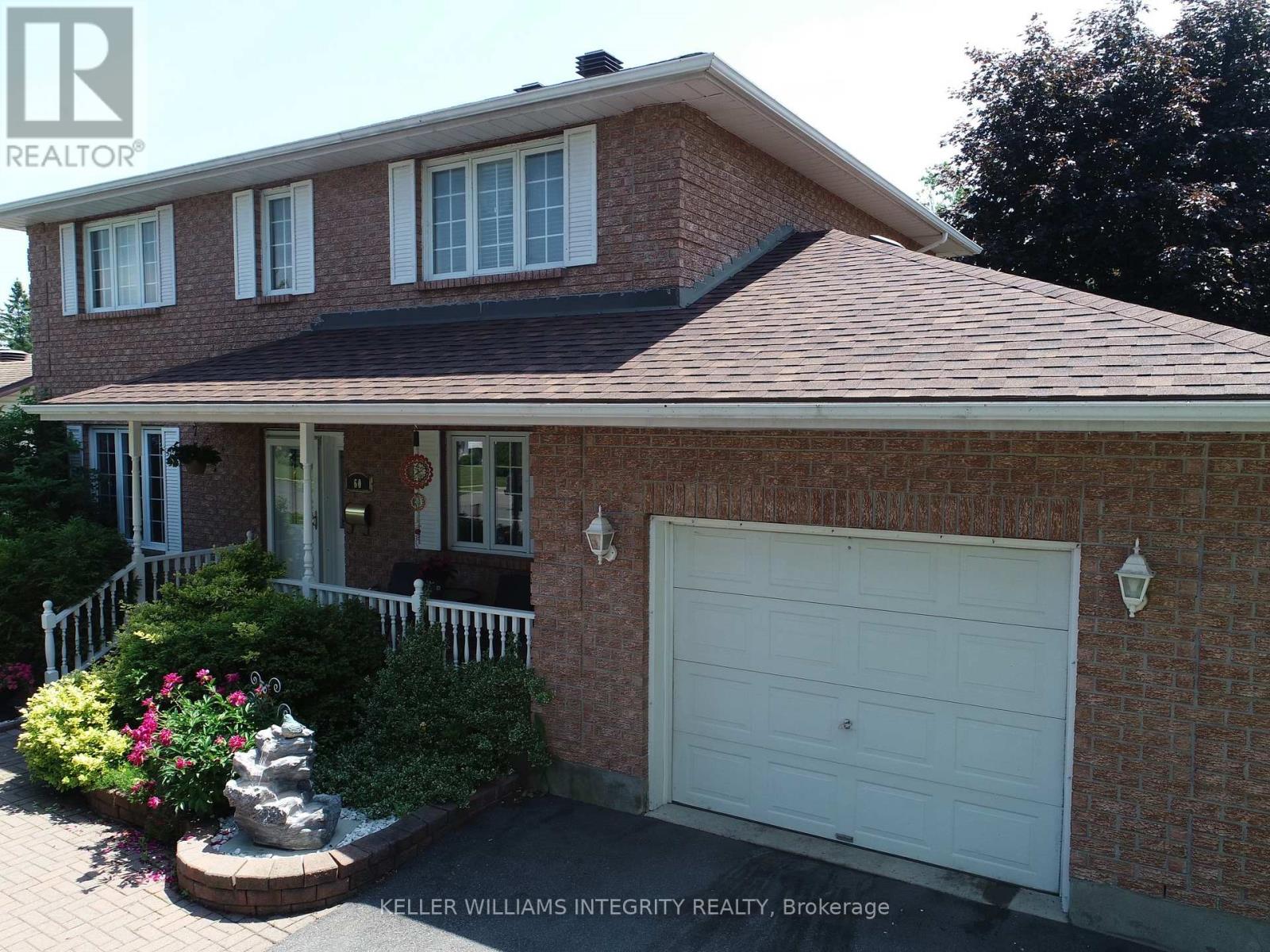 60 Hickory Street, South Stormont, Ontario  K0C 1M0 - Photo 2 - X12055849