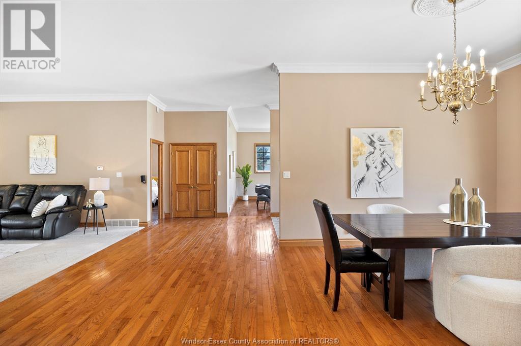 Property at 120 CHAMBERS image 5