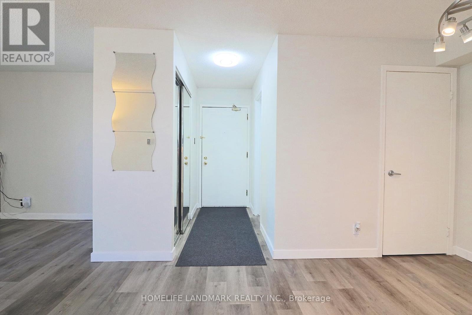 821 - 95 Trailwood Drive, Mississauga, Ontario  L4Z 3L2 - Photo 8 - W12055851