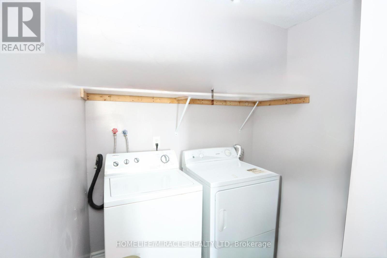 1507 - 40 Panorama Court, Toronto, Ontario  M9V 4M1 - Photo 8 - W12055857