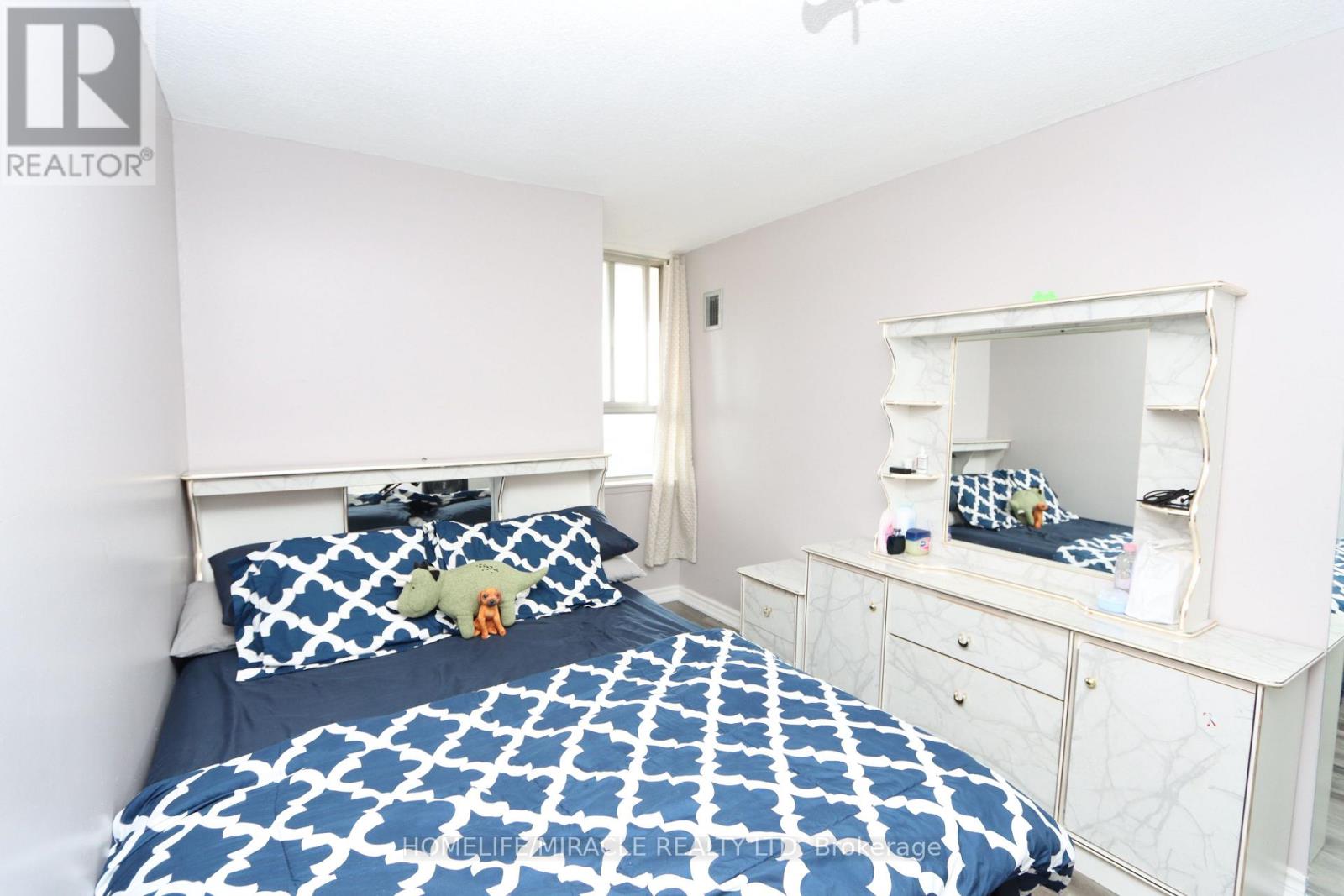 1507 - 40 Panorama Court, Toronto, Ontario  M9V 4M1 - Photo 9 - W12055857