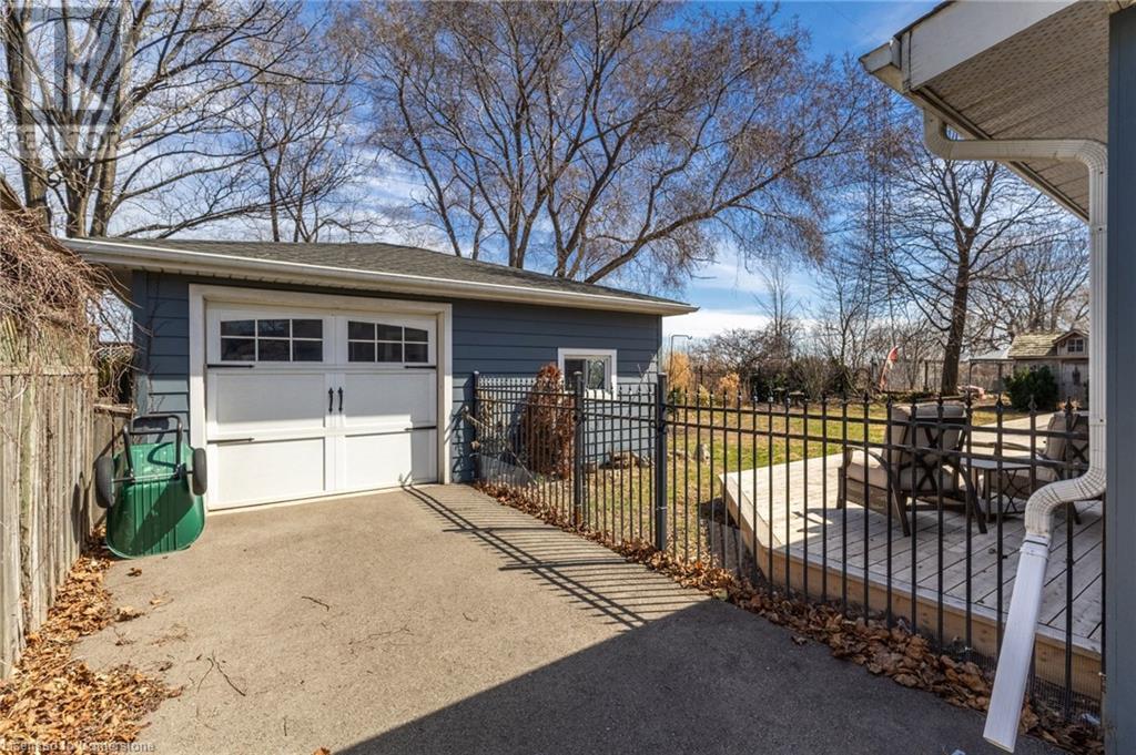 957 Beach Boulevard, Hamilton, Ontario  L8H 6Z7 - Photo 44 - 40712108